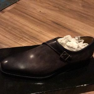 Magnanni dress shoes never been worne